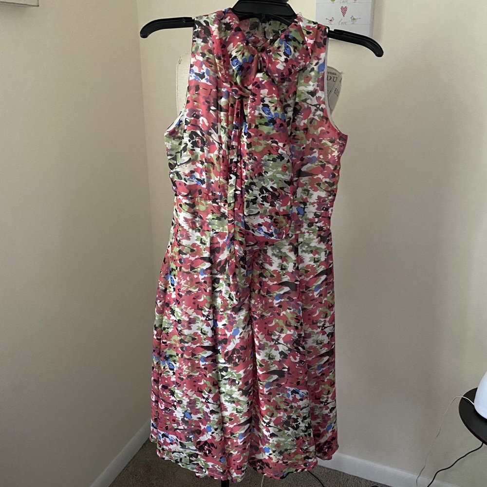 Dress - Picture 3 of 5